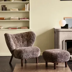 Reposapiés Little Petra ATD1, Piel de oveja moonlight-patas de nogal aceitado