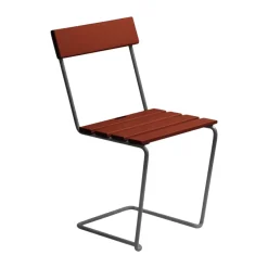 Silla 1, Roble lacado en rojo oscuro - estructura galvanizada en caliente