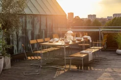 Silla 1, Teca-estructura galvanizada en caliente