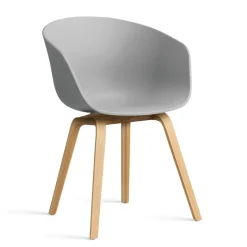 Silla About a Chair 22, 2.0 , Gris hormigón–estructura de roble lacado