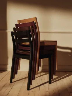 Silla Boda, Red brown