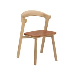 Silla con asiento de cuero Bok , Cuero color roble coñac