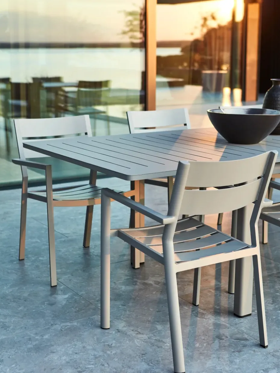 Silla con reposabrazos Delia, Light grey