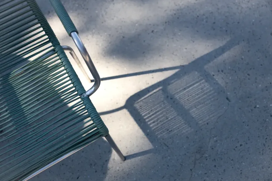 Silla con reposabrazos Mya aluminio, Sage green