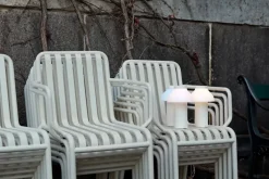 Silla con reposabrazos Palissade Dining, Sky grey