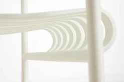 Silla con reposabrazos Palissade Dining, Cream white