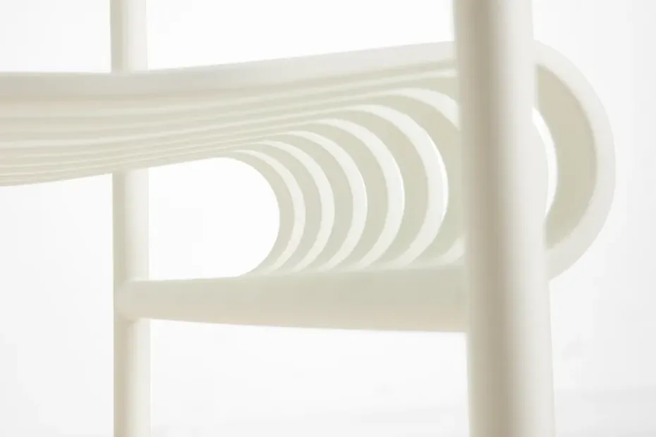 Silla con reposabrazos Palissade Dining, Cream white