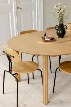 Silla Curious, Oak-black legs