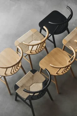 Silla de comedor VIOR asiento trenzado, Roble lacado-natural