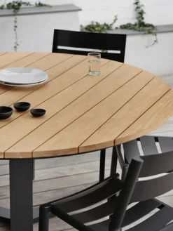 Silla Delia, Anthracite