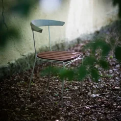 Silla Dover, Caoba, soporte de aluminio en bruto