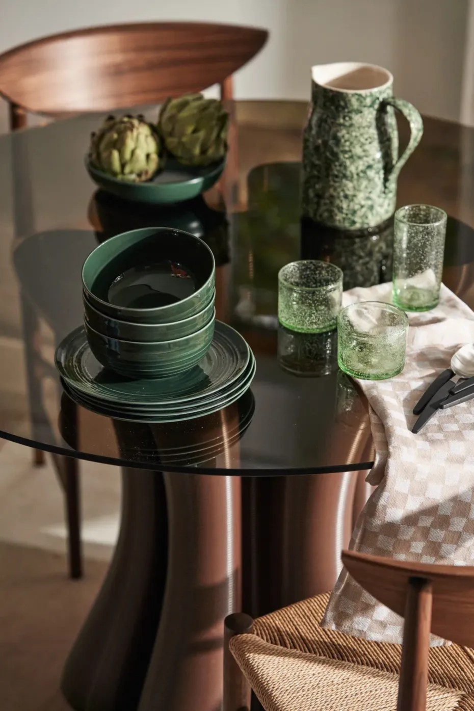 Silla Drawn HM3, Nogal