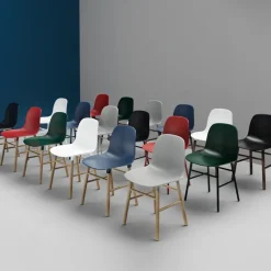 Silla Form, Red, patas de roble