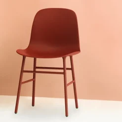 Silla Form, Red, patas de roble