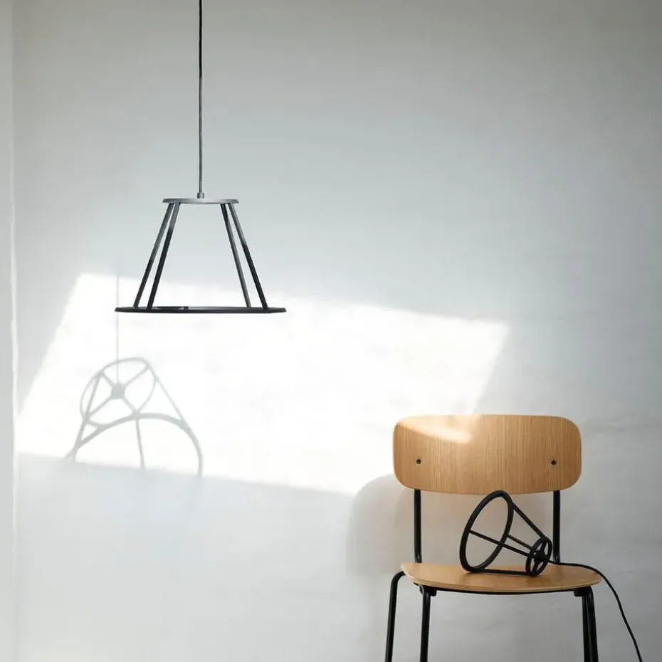 Silla J182 Holmen, pack de 4, Chapa de roble-patas negras