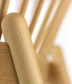 Silla J166 Jørna, Oak nature lacquered-red diced