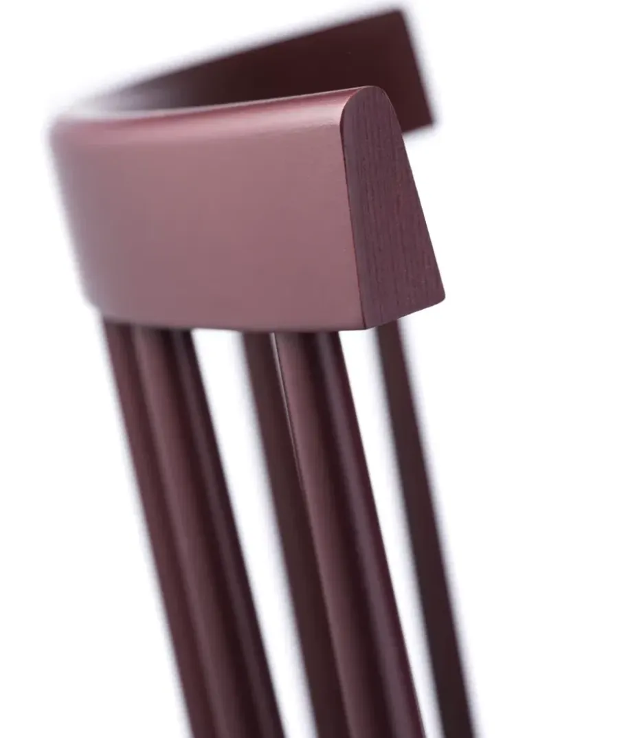 Silla J46, Negro rojo