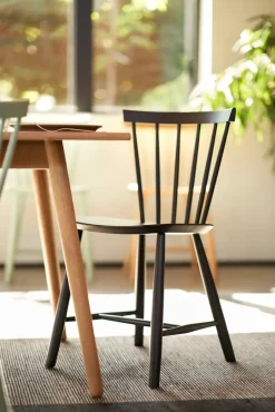 Silla J46, Negro rojo