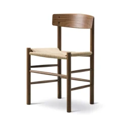 Silla J39, Nogal aceitado - trenzado natural