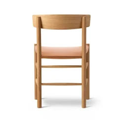 Silla J39, Roble aceitado-cuero Omni 307 cognac