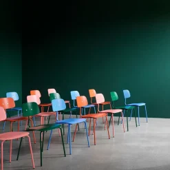 Silla Kevi 2060, Rhubarb-estructura lacada-fresno teñido