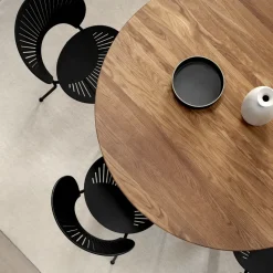 Silla Trinidad 3398, Nogal barnizado transparente- patas cromadas