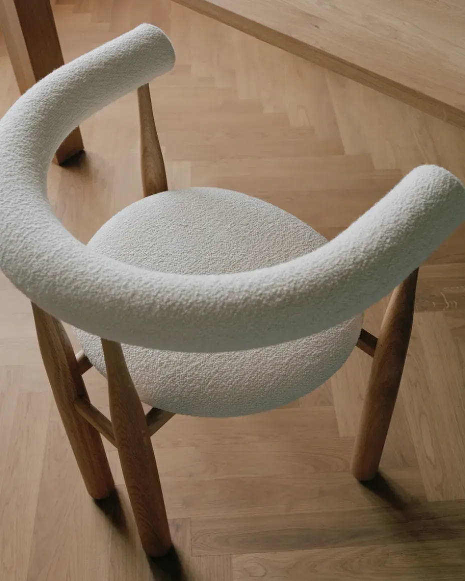 Sillón con reposabrazos Bukowski tapizado, Roble, Lana Barnum