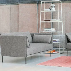 Sofá 2 plazas Silhouette, Coda 182 con patas metálicas gris y negras