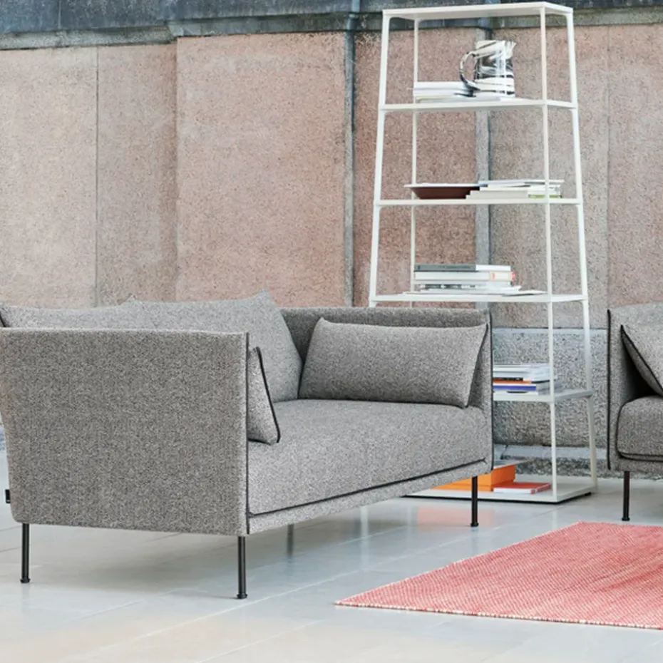 Sofá 2 plazas Silhouette, Coda 182 con patas metálicas gris y negras