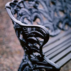 Sofá Classic, Caoba aceitado, soporte blanco