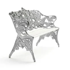 Sofá Classic, Pino lacado blanco, soporte de aluminio en bruto