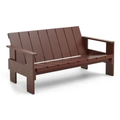 Sofá Crate Lounge de pino lacado, Rojo hierro