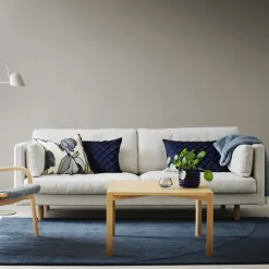 Sofá de 3 plazas Haga, Cuero sevilla negro, patas metálicas