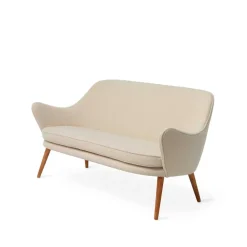 Sofá Dwell, 2 plazas tela barnum24 cream, patas de roble ahumado