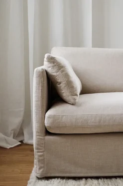 Sofá Linnevik, Same Beige 6670-roble blanco aceitado, 2 plazas, con faldón