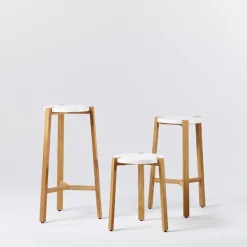 Taburete bar Happy bajo, Gris, patas de roble