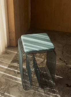 Taburete Curva, Dusty blue