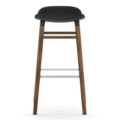 Taburete de bar con patas de nogal Form, negro