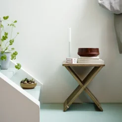 Taburete Fionia, teca