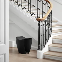 Taburete Gallery, Negro