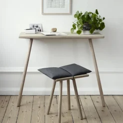 Taburete Georg, roble