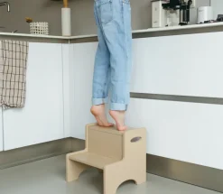 Taburete infantil Step Up, Beige