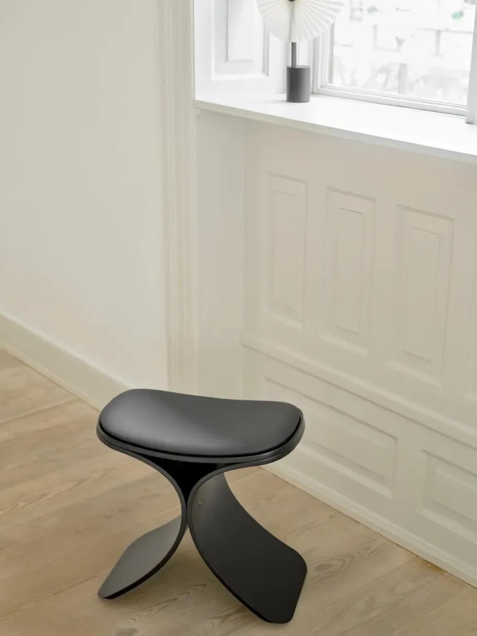 Taburete Luno 48×28×72 cm, Roble negro-cuero negro