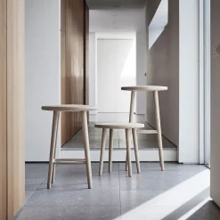 Taburete Miss Button, Roble aceite natural, bajo