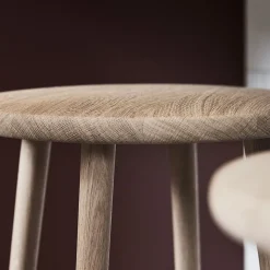 Taburete Miss Button, Roble aceite blanco, bajo