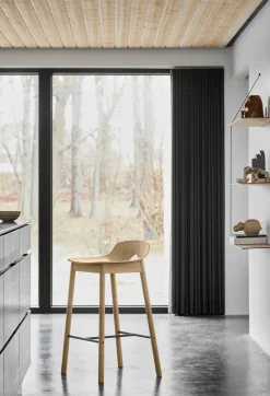 Taburete Mono 65 cm, Roble pigmentado blanco