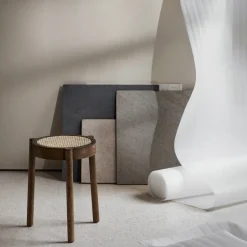 Taburete Pal, Roble ahumado