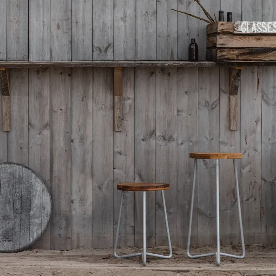 Taburete V-1, Teca-estructura de acero galvanizado en caliente, 63 cm