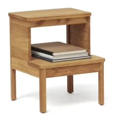 Taburete-escalera A line, Roble