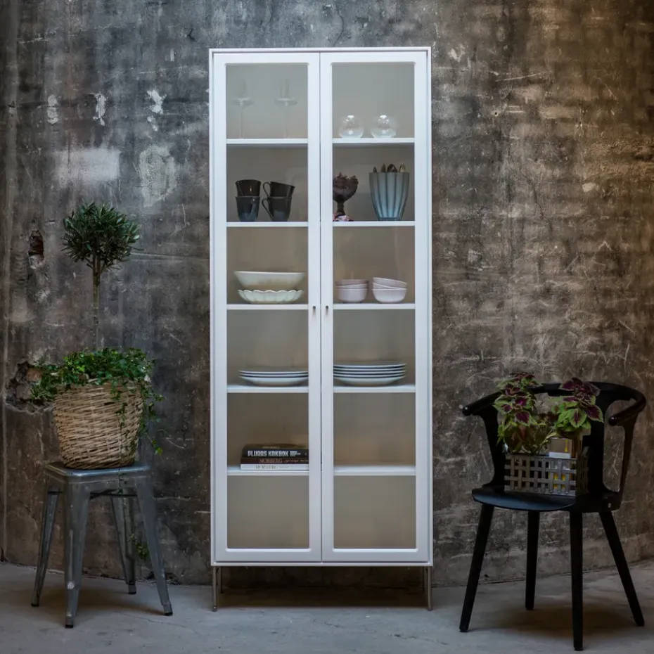 Vitrina Volt 190 cm lacado blanco, Detalles en acero inoxidable